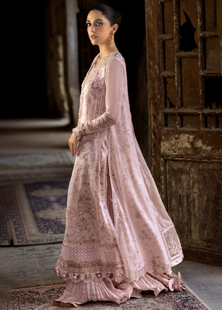 Buy Now Chiffons Luxury Formals '25 by Qalamkar | WC-05 RIONA Online in USA, UK, Canada, Germany, Italy, Austria, France, UAE & Worldwide at Empress Clothing.