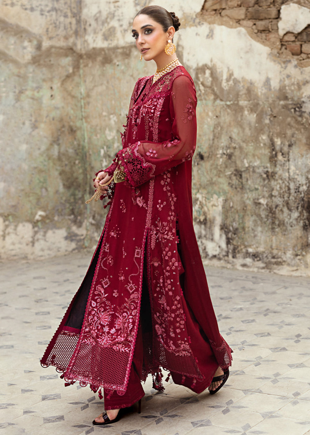 Buy Now Chiffons Luxury Formals '25 by Qalamkar | WC-06 JAYNE Online in USA, UK, Canada, Germany, Italy, Austria, France, UAE & Worldwide at Empress Clothing.