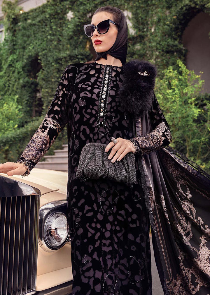 Buy Now Winter Luxe '25 by Maria B | WL-1301  Online in USA, UK, Canada, France, Italy, Germany, Sweden, Greece, Netherlands, Belgium & Worldwide at Empress.