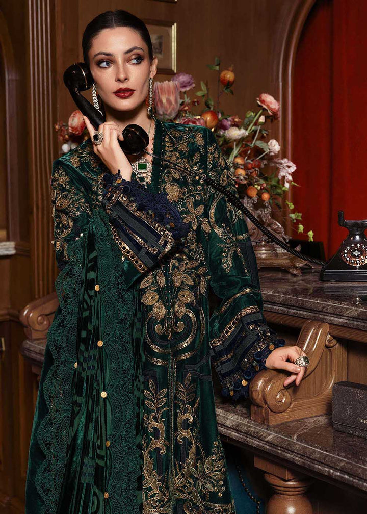 Buy Now Winter Luxe '25 by Maria B | WL-1302 Online in USA, UK, Canada, France, Italy, Germany, Sweden, Greece, Netherlands, Belgium & Worldwide at Empress.