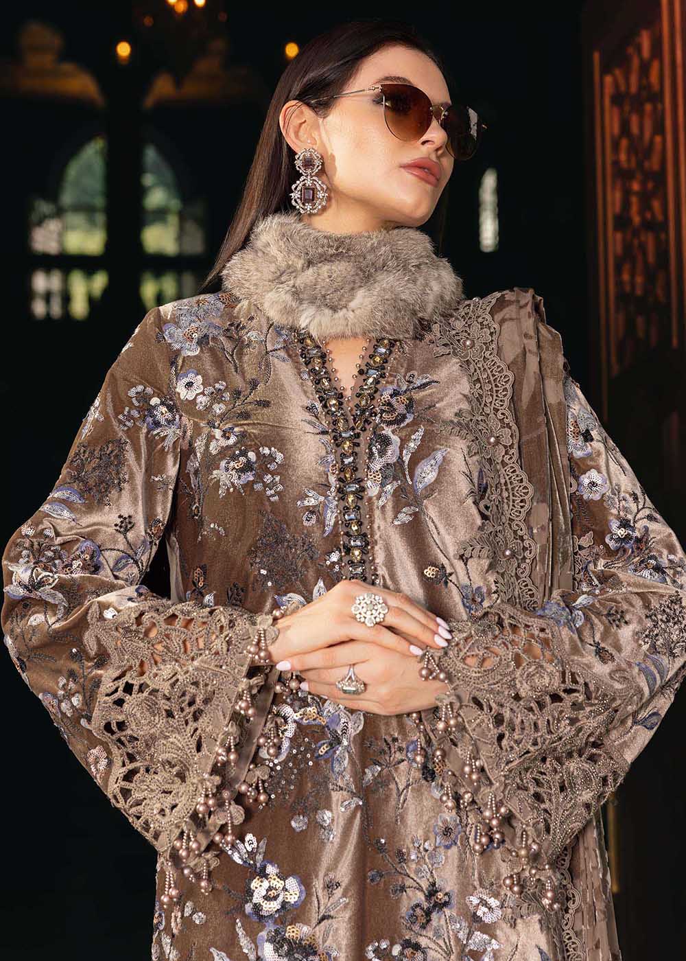 Buy Now Winter Luxe '25 by Maria B | WL-1303 Online in USA, UK, Canada, France, Italy, Germany, Sweden, Greece, Netherlands, Belgium & Worldwide at Empress.