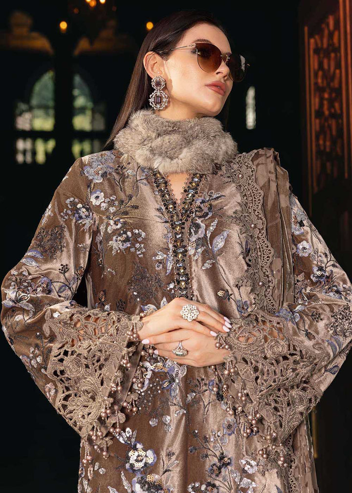 Buy Now Winter Luxe '25 by Maria B | WL-1303 Online in USA, UK, Canada, France, Italy, Germany, Sweden, Greece, Netherlands, Belgium & Worldwide at Empress.