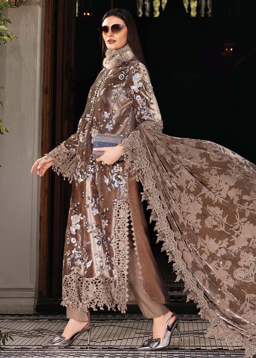 Buy Now Winter Luxe '25 by Maria B | WL-1303 Online in USA, UK, Canada, France, Italy, Germany, Sweden, Greece, Netherlands, Belgium & Worldwide at Empress.