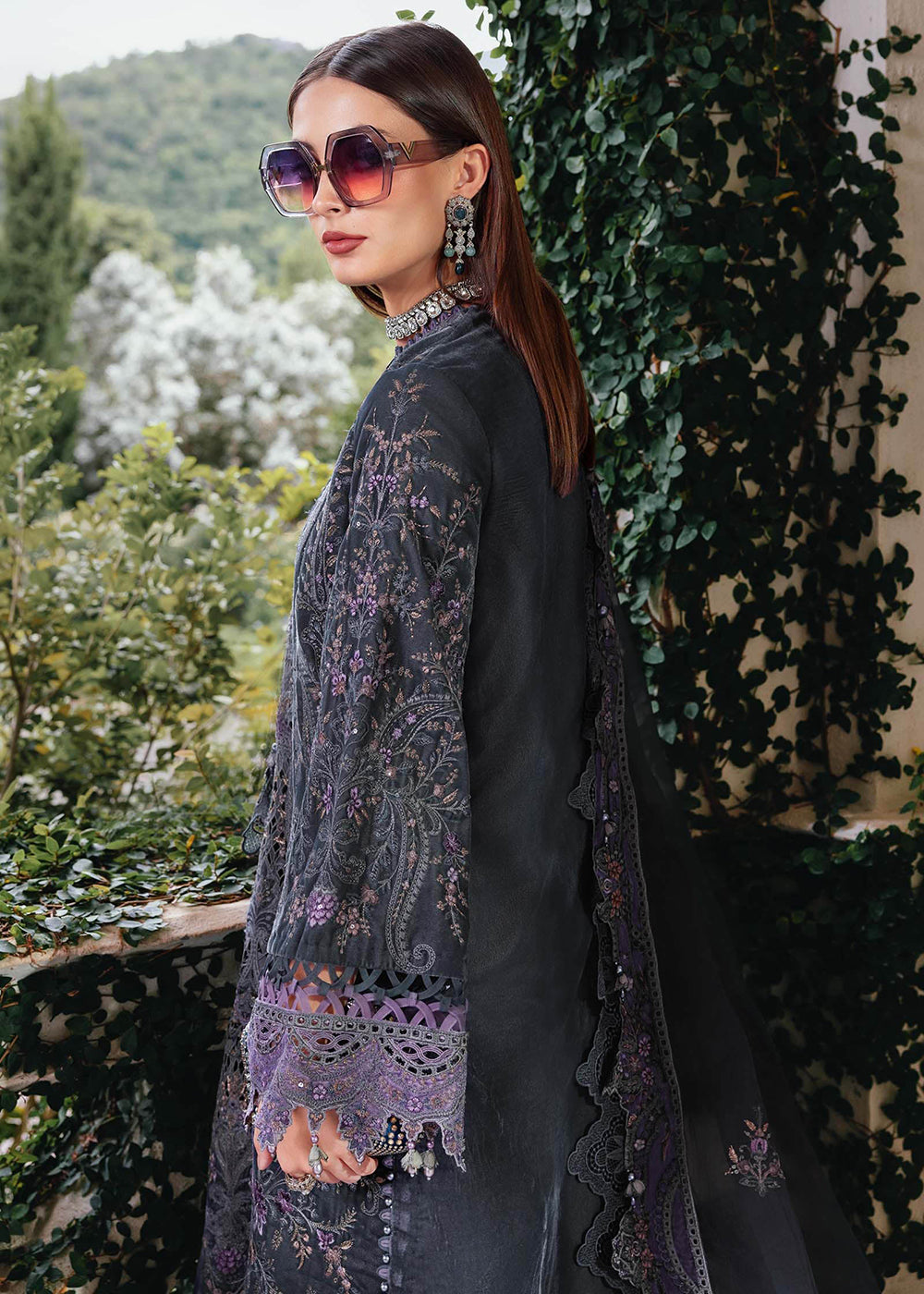 Buy Now Winter Luxe '25 by Maria B | WL-1305 Online in USA, UK, Canada, France, Italy, Germany, Sweden, Greece, Netherlands, Belgium & Worldwide at Empress.