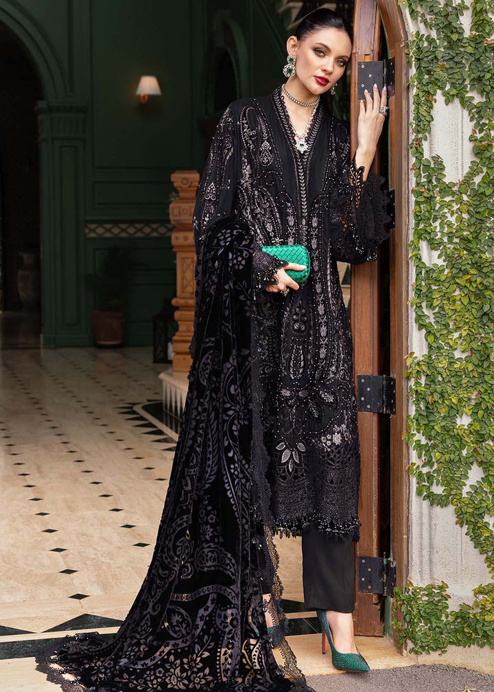 Buy Now Winter Luxe '25 by Maria B | WL-1307 Online in USA, UK, Canada, France, Italy, Germany, Sweden, Greece, Netherlands, Belgium & Worldwide at Empress.