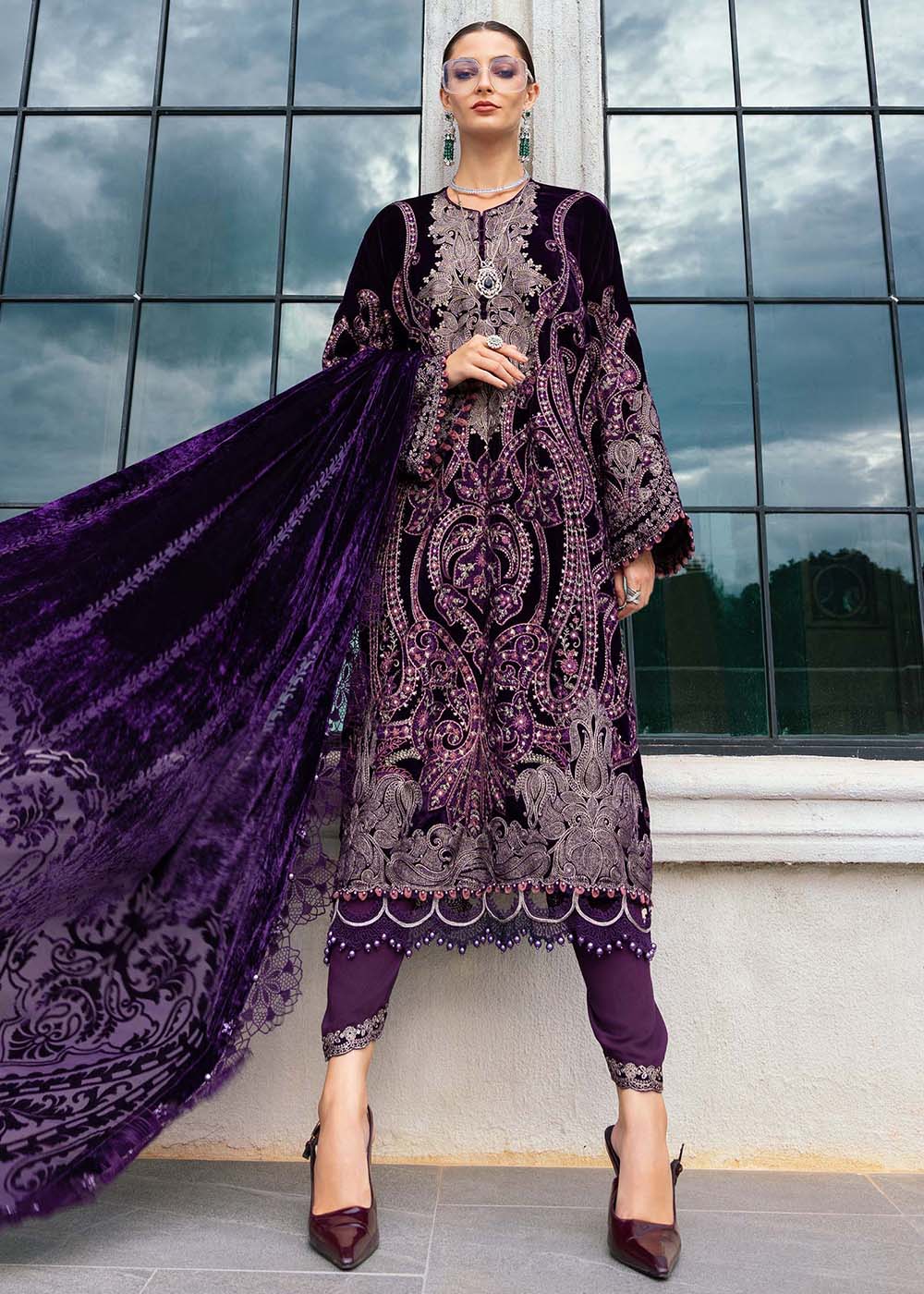 Buy Now Winter Luxe '25 by Maria B | WL-1311 Online in USA, UK, Canada, France, Italy, Germany, Sweden, Greece, Netherlands, Belgium & Worldwide at Empress.