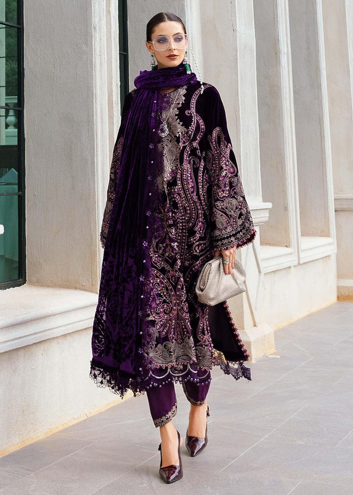 Buy Now Winter Luxe '25 by Maria B | WL-1311 Online in USA, UK, Canada, France, Italy, Germany, Sweden, Greece, Netherlands, Belgium & Worldwide at Empress.