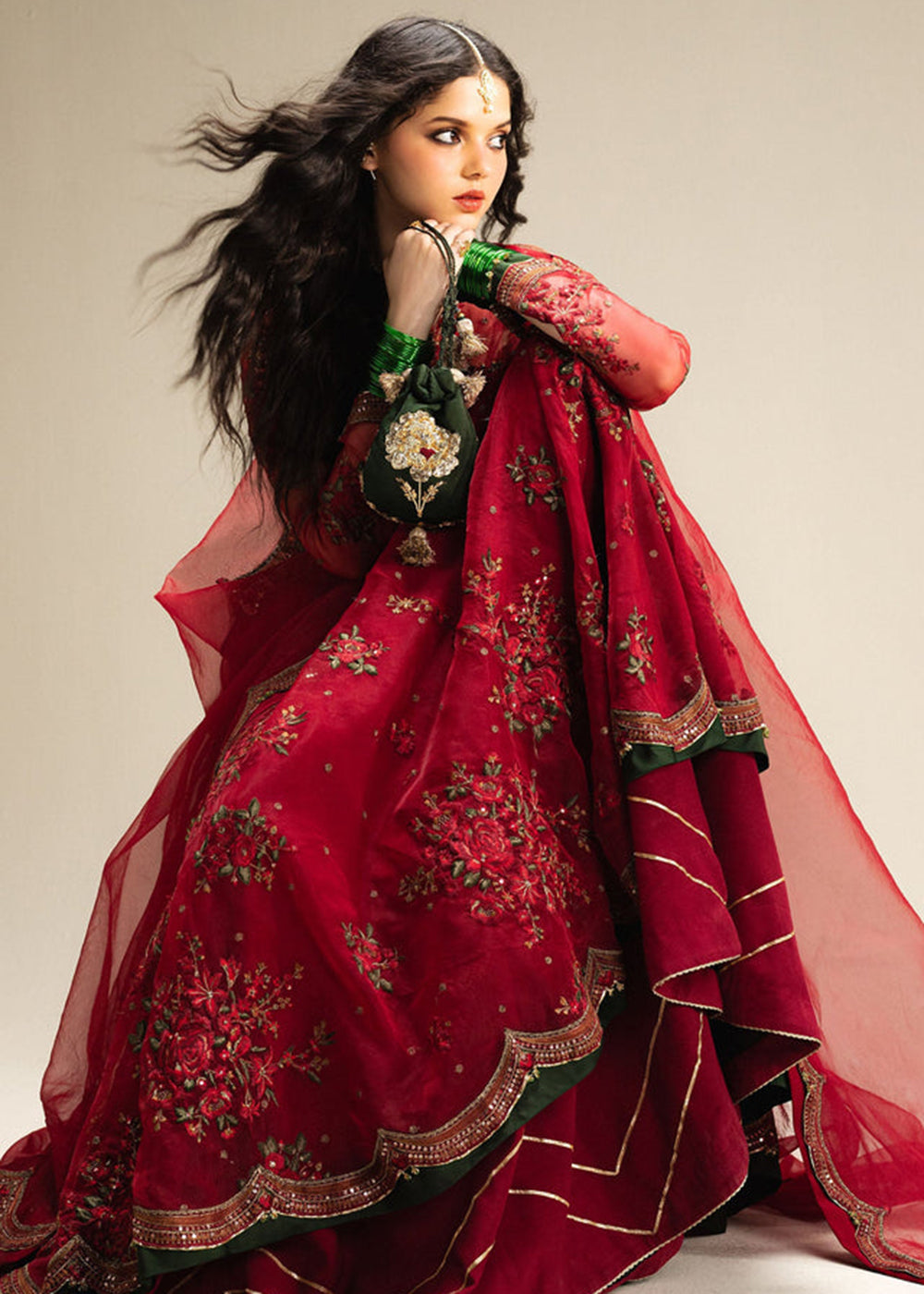 Buy Now Wedding Luxury Formals '25 by Zara Shahjahan | Suroor Online in USA, UK, Canada, Greece, Germany, Ireland, Italy, UAE, Qatar & Worldwide at Empress.