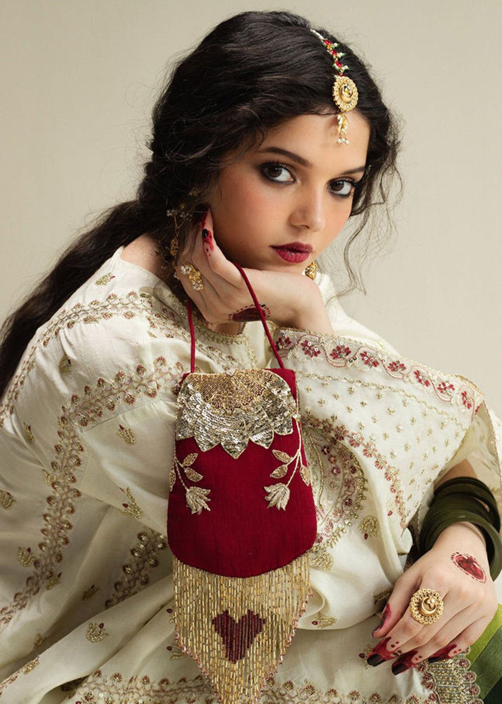 Buy Now Wedding Luxury Formals '25 by Zara Shahjahan | Soz Online in USA, UK, Canada, Greece, Germany, Ireland, Italy, UAE, Qatar & Worldwide at Empress.