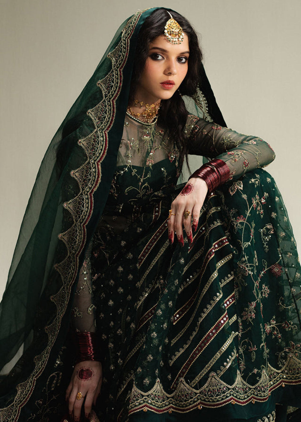 Buy Now Wedding Luxury Formals '25 by Zara Shahjahan | Bayaan Online in USA, UK, Canada, Greece, Germany, Ireland, Italy, UAE, Qatar & Worldwide at Empress.