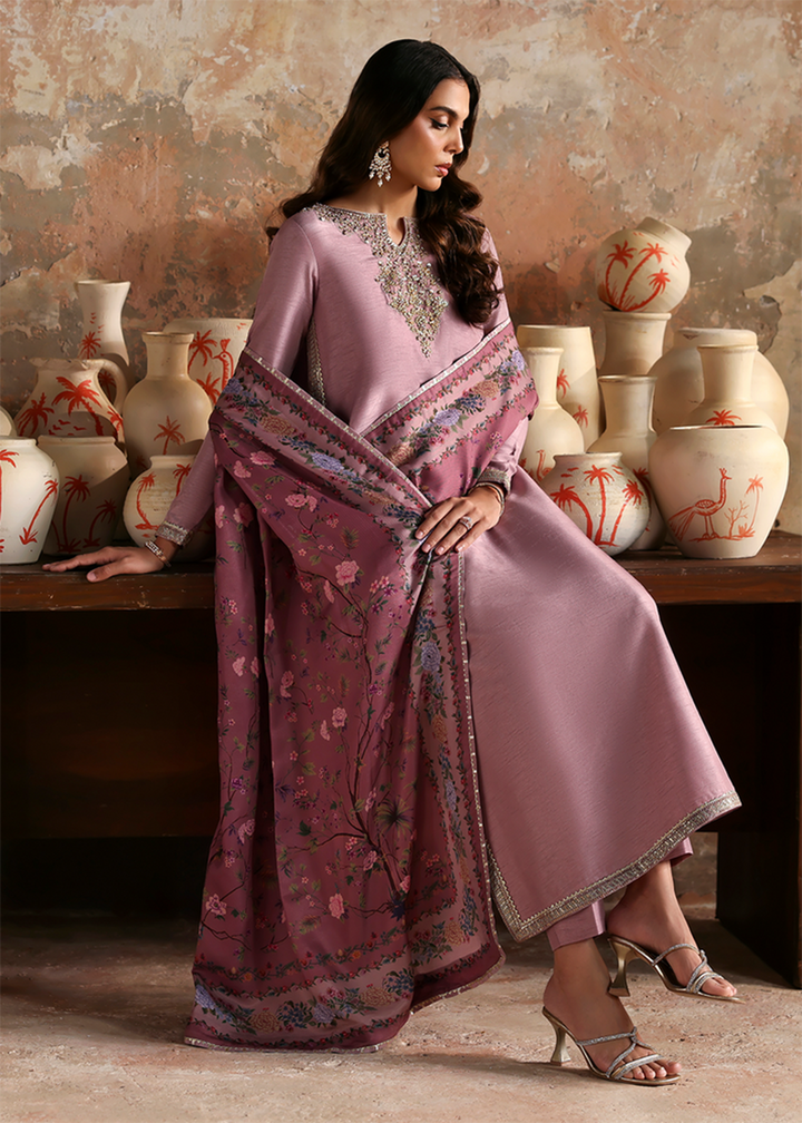 Afsana e Silk Formals '25 by Emaan Adeel | ZAREEN