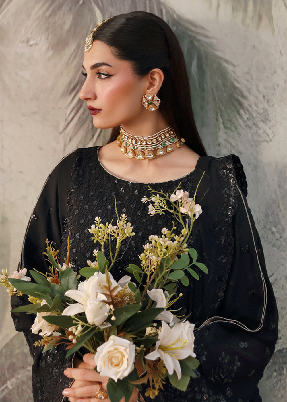 Buy Now Romansiyyah Luxury Formals 25 by Emaan Adeel | ZAREENAH Online in US, UK, Canada, France, Italy, Germany, Sweden, Greece, Ireland & Worldwide at Empress