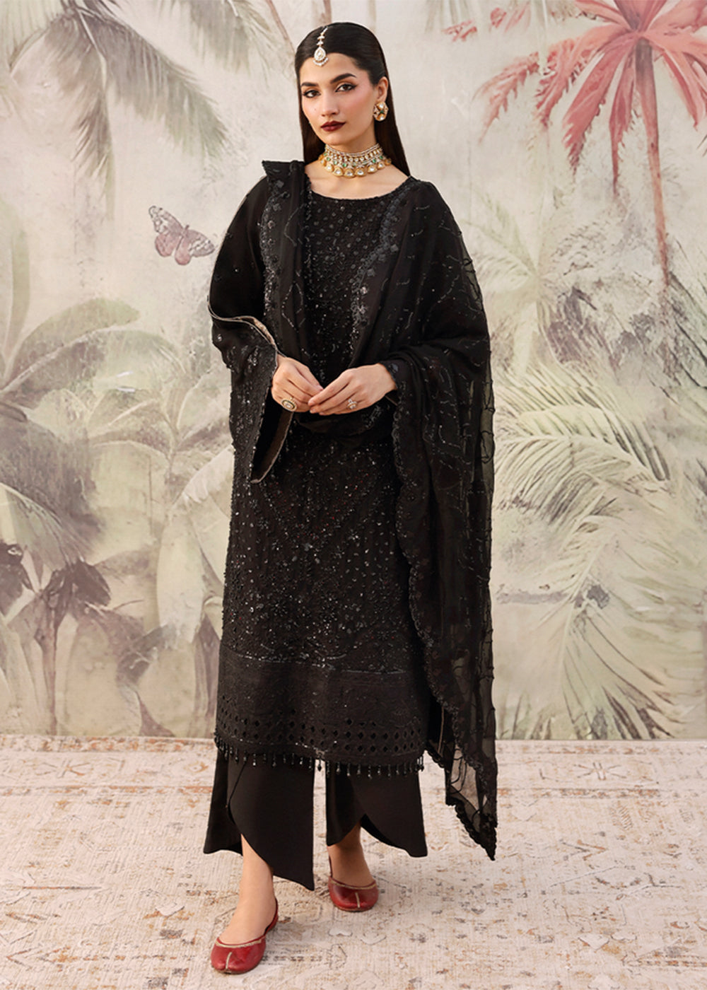 Buy Now Romansiyyah Luxury Formals 25 by Emaan Adeel | ZAREENAH Online in US, UK, Canada, France, Italy, Germany, Sweden, Greece, Ireland & Worldwide at Empress