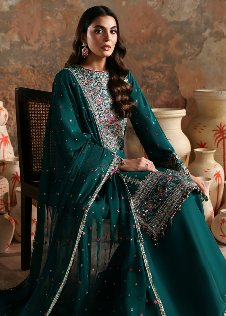 Afsana e Silk Formals '25 by Emaan Adeel | ZEHNASEEB