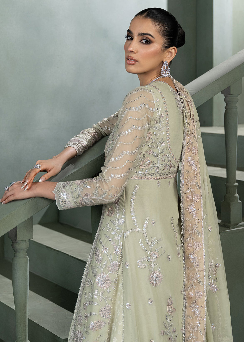 Buy Now Heritage Luxury Formals '24 by Zarif | ZHF 05 INARA Online at Empress in USA, UK, Canada, Germany, Italy, Dubai & Worldwide at Empress Clothing.