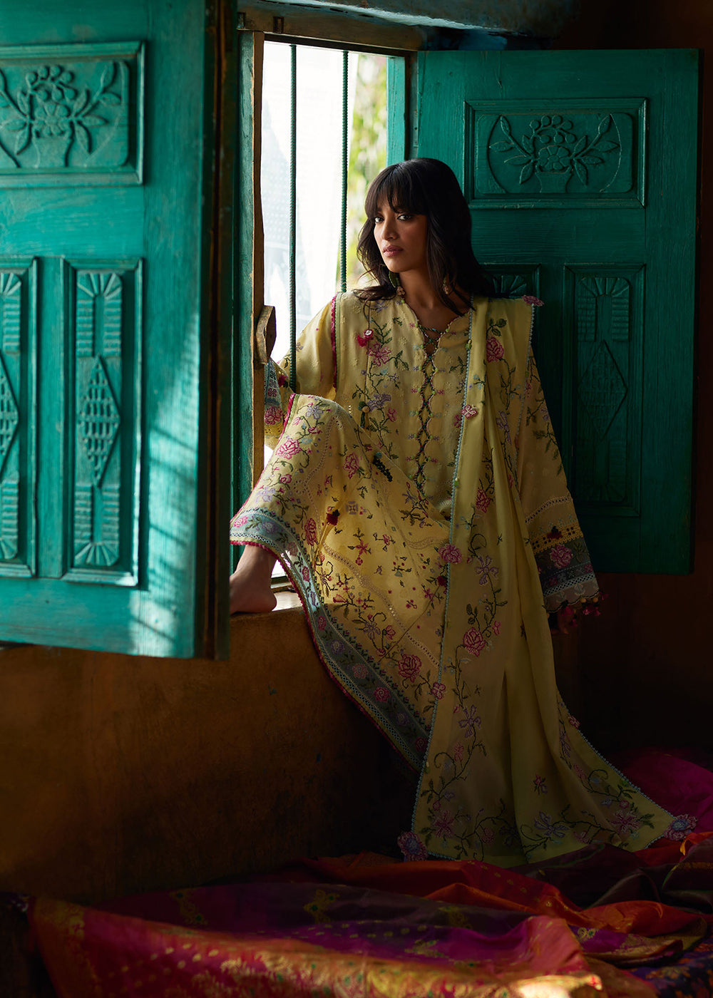 Buy Now Meiti Festive Lawn '26 by Zaha | HUĀ YÙN 花韵 (ZL26-03 B) Online in US, UK, Canada, France, Greece, Germany, Ireland, Sweden, UAE & Worldwide at Empress.