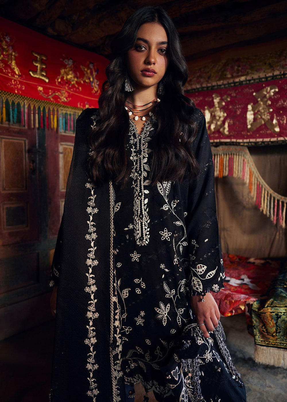 Buy Now Meiti Festive Lawn '26 by Zaha | MEI 梅 (ZL26-05 B) Online in US, UK, Canada, France, Greece, Germany, Ireland, Sweden, UAE & Worldwide at Empress.