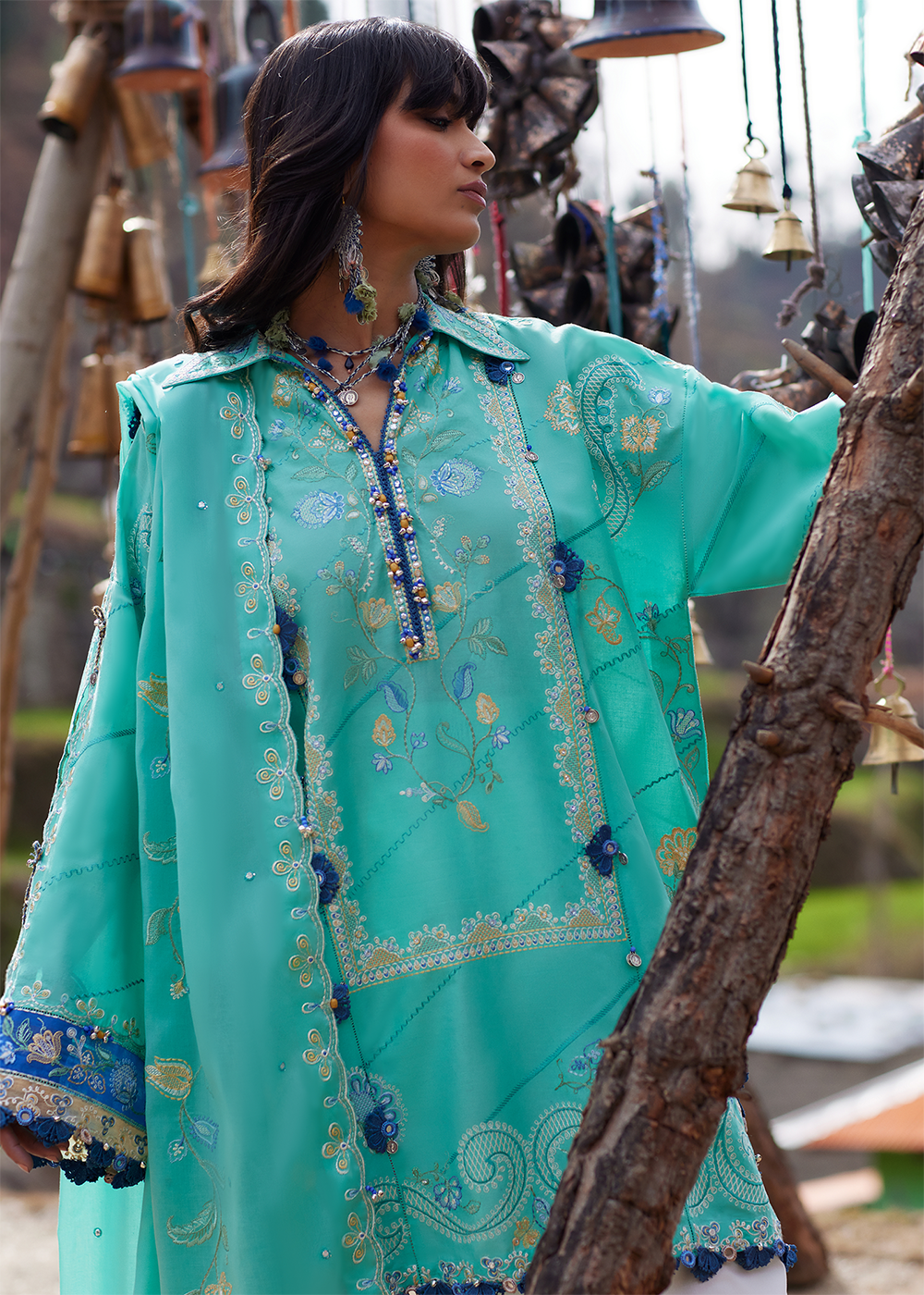 Buy Now Meiti Festive Lawn '26 by Zaha | BÌ YÙN 碧韵 (ZL26-06 A) Online in US, UK, Canada, France, Greece, Germany, Ireland, Sweden, UAE & Worldwide at Empress.