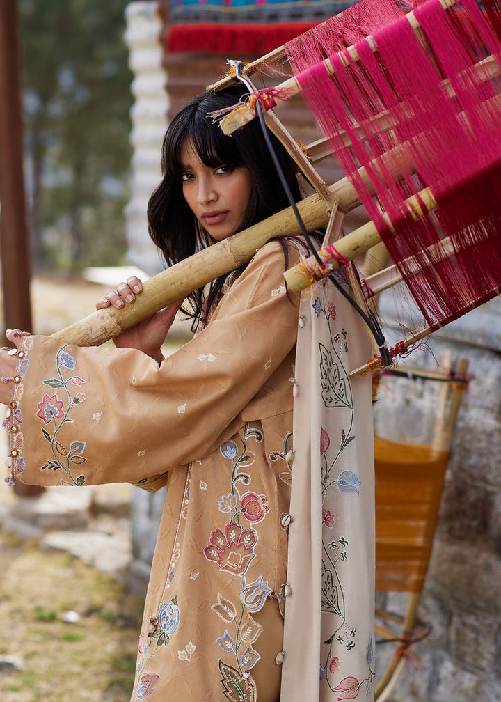 Buy Now Meiti Festive Lawn '26 by Zaha | MÍ SÈ 蜜色 (ZL26-07 A) Online in US, UK, Canada, France, Greece, Germany, Ireland, Sweden, UAE & Worldwide at Empress.