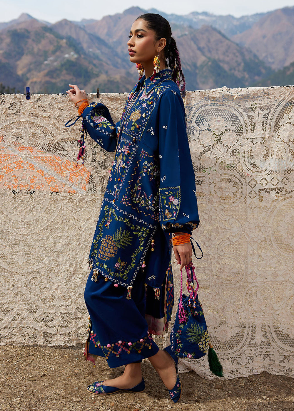 Buy Now Meiti Festive Lawn '26 by Zaha | CǍI FĒNG 彩风 (ZL26-08 A) Online in US, UK, Canada, France, Greece, Germany, Ireland, Sweden, UAE & Worldwide at Empress.