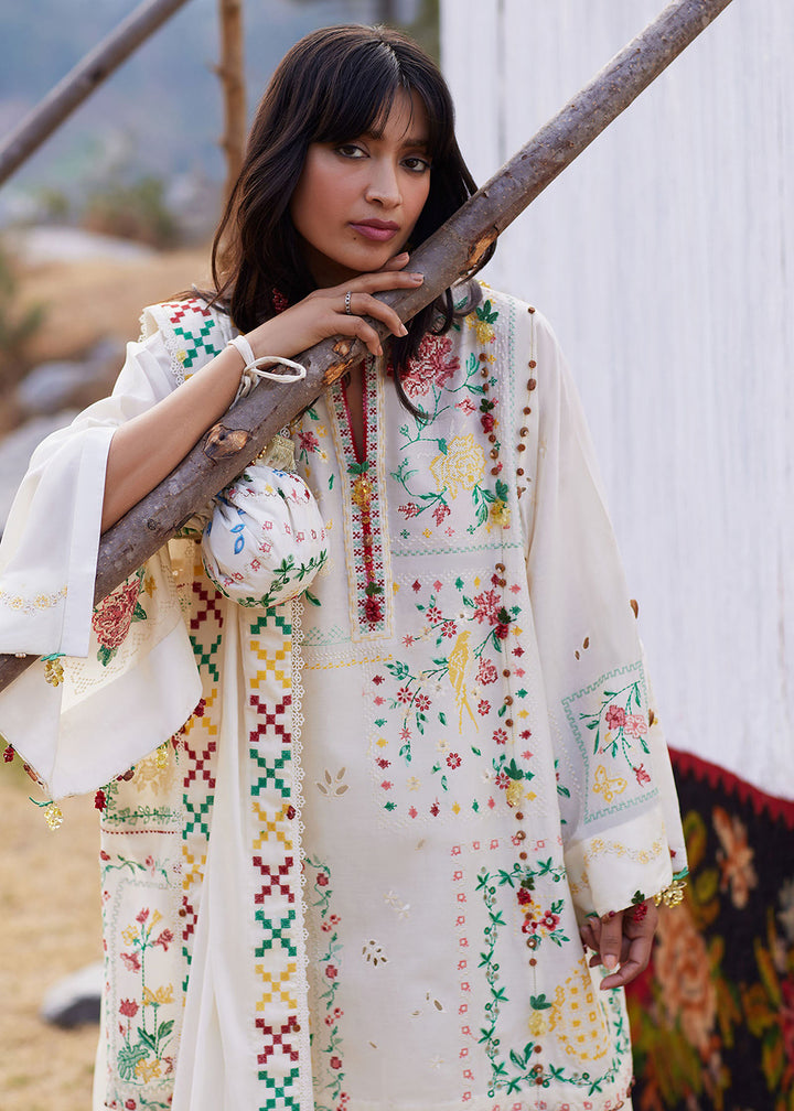 Buy Now Meiti Festive Lawn '26 by Zaha | CǍI FĒNG 彩风 (ZL26-08 B) Online in US, UK, Canada, France, Greece, Germany, Ireland, Sweden, UAE & Worldwide at Empress.