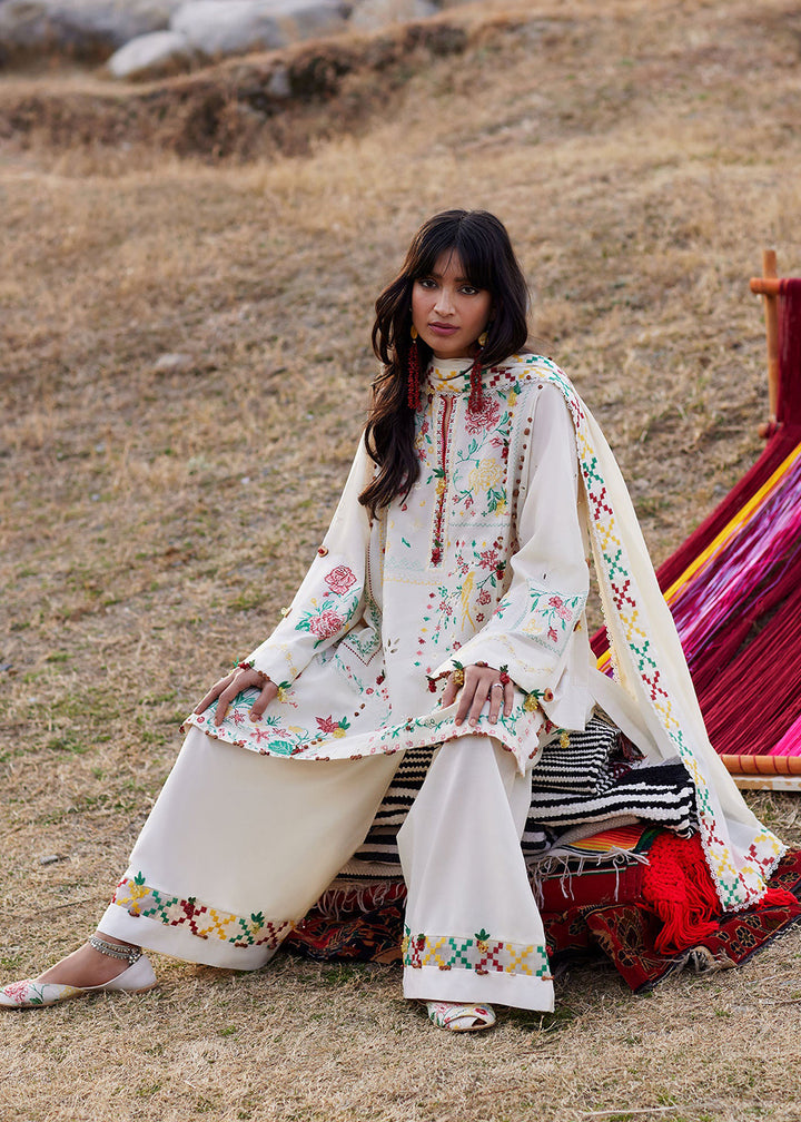 Buy Now Meiti Festive Lawn '26 by Zaha | CǍI FĒNG 彩风 (ZL26-08 B) Online in US, UK, Canada, France, Greece, Germany, Ireland, Sweden, UAE & Worldwide at Empress.