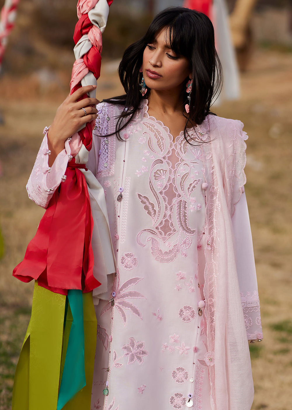 Buy Now Meiti Festive Lawn '26 by Zaha | FĚN YÙN 粉韵 (ZL26-09 B) Online in USA, UK, Canada, France, Greece, Germany, Ireland, Sweden, UAE & Worldwide at Empress.