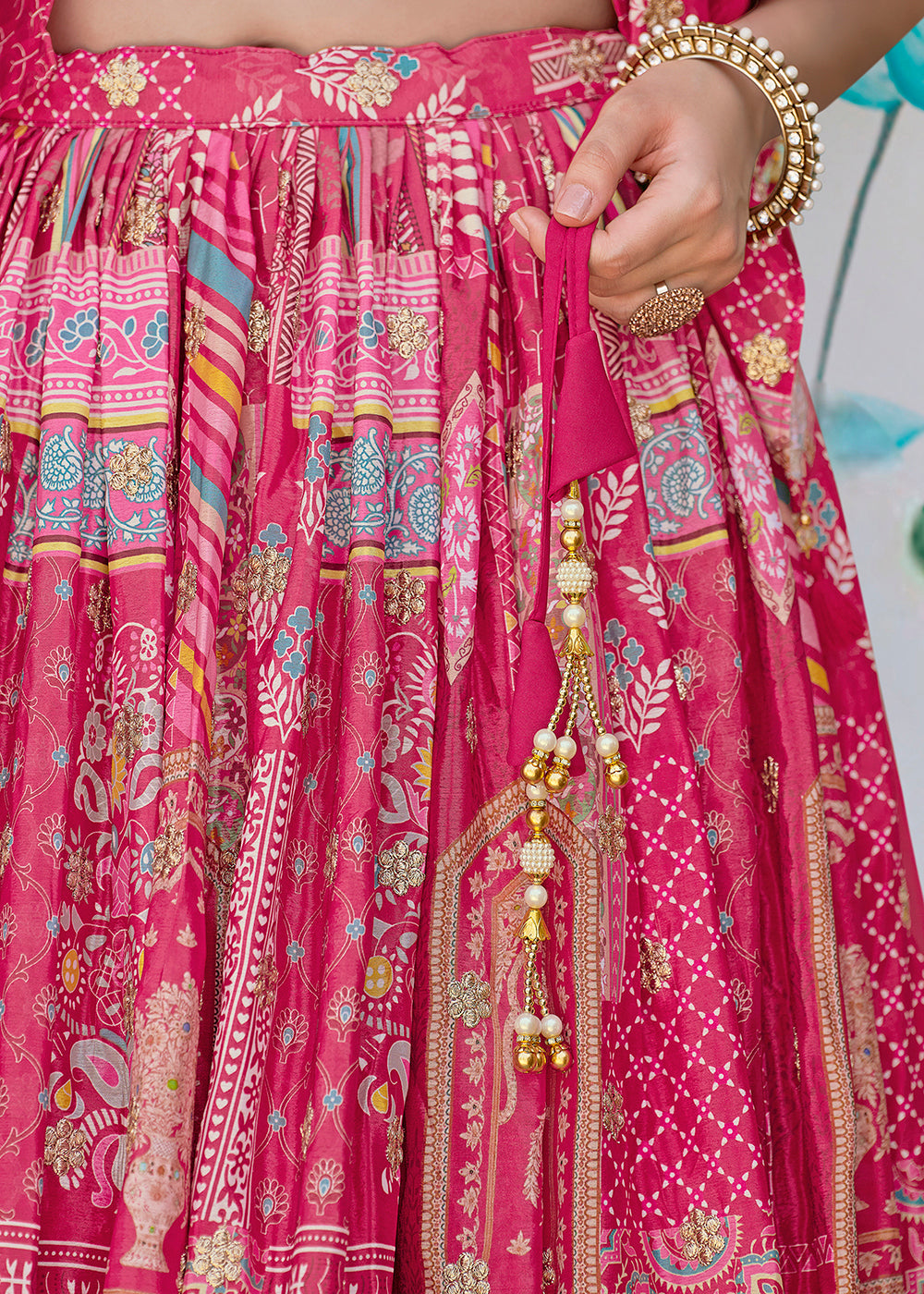 Buy Now Pink Printed & Zari Dori Embroidered Lehenga Choli Online in US, UK, Canada, France, Italy, Germany, Australia, UAE, Spain & Worldwide at Empress.