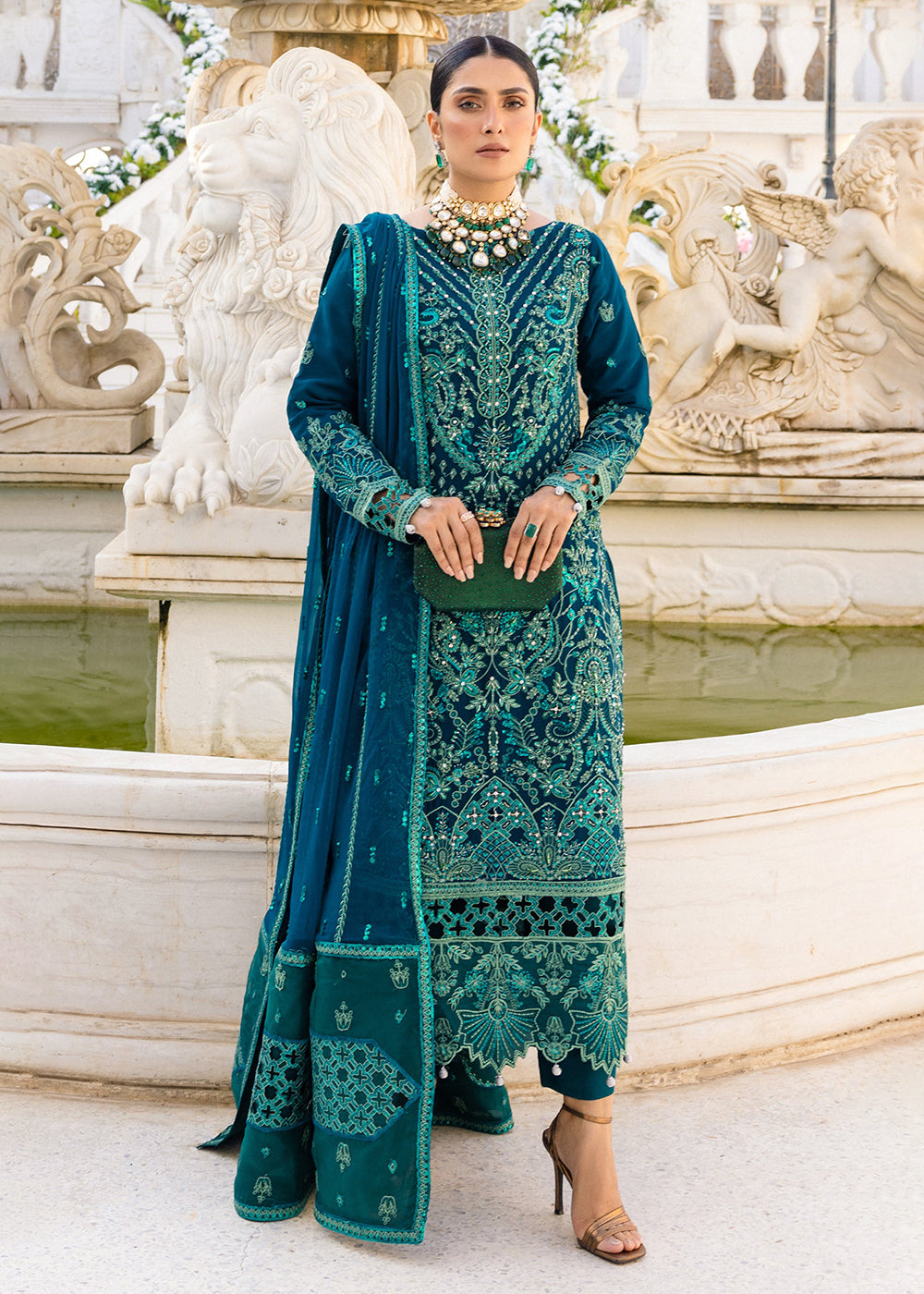 Online shopping clearance pakistani designer clothes