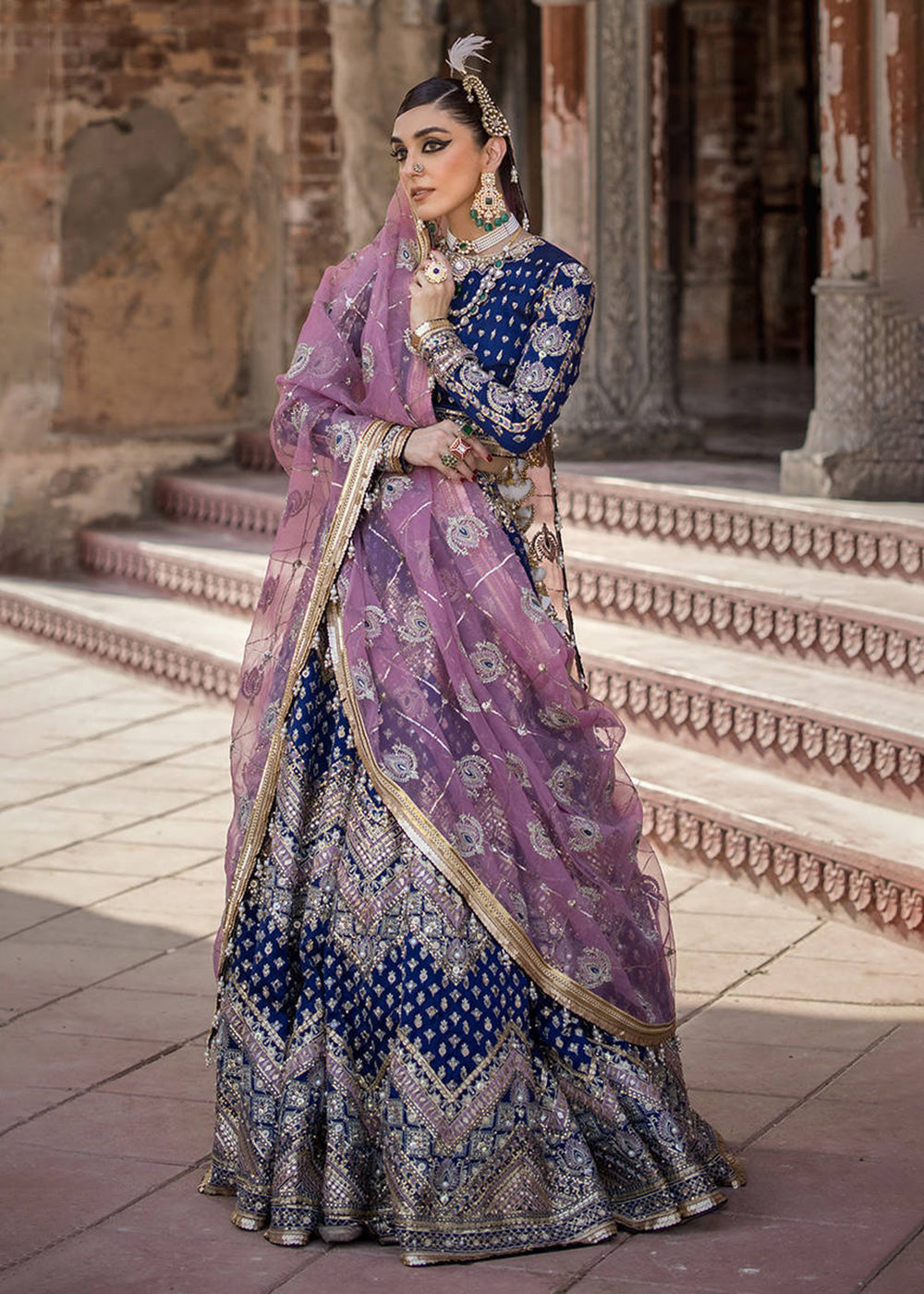 Buy pakistani bridal outlet lehenga online