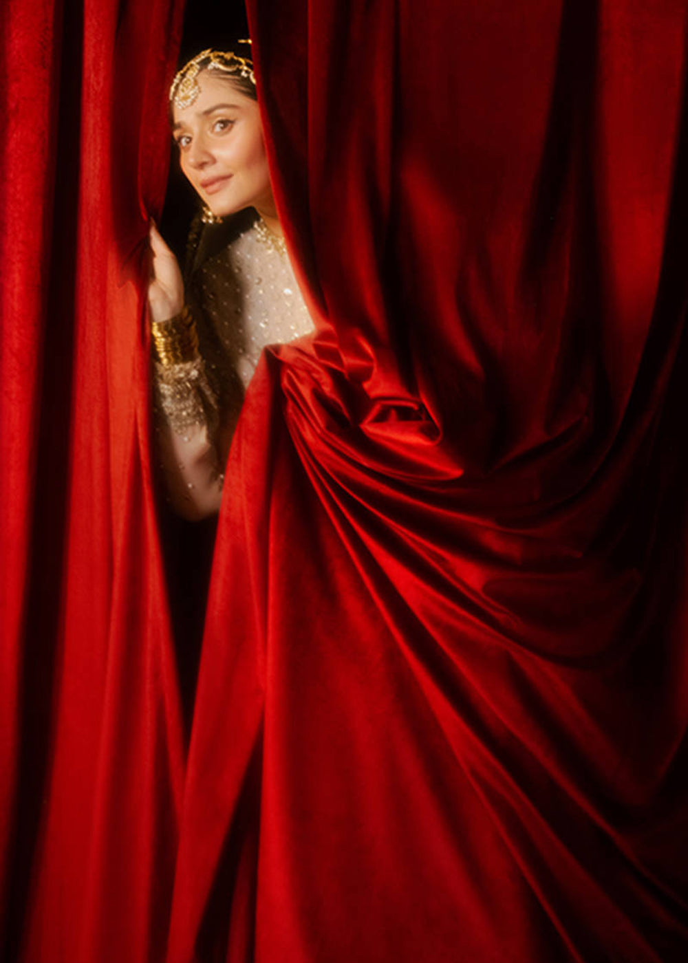 Buy Now Dur E Nayab Luxury Wedding Formals '24 by MNR | SHABNAMI Online in USA, UK, France, Canada & Worldwide at Empress Clothing.