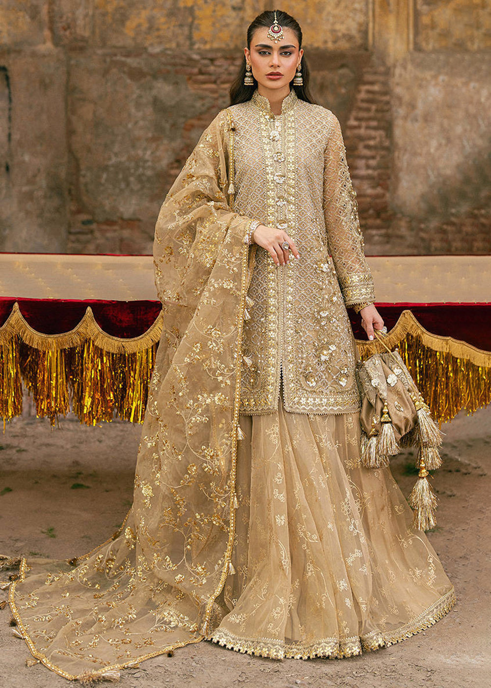 Buy Now Zarlish Wedding Formals '25 by MNR | ROSHNI Online in US, UK, Canada, France, Italy, Germany, Sweden, Greece, UAE, Netherlands & Worldwide at Empress.