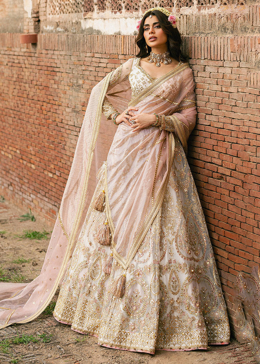 Buy Now Zarlish Wedding Formals '25 by MNR | KOHINOOR Online in US, UK, Canada, France, Italy, Germany, Sweden, Greece, UAE, Netherlands & Worldwide at Empress.