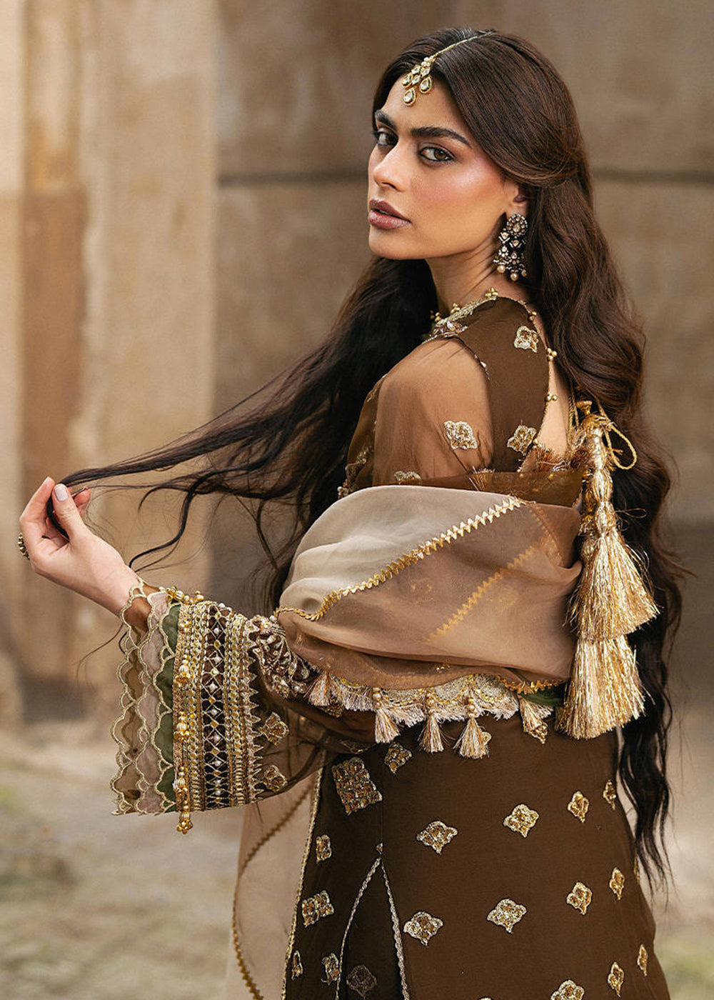 Buy Now Zarlish Wedding Formals '25 by MNR | TABEER Online in US, UK, Canada, France, Italy, Germany, Sweden, Greece, UAE, Netherlands & Worldwide at Empress.