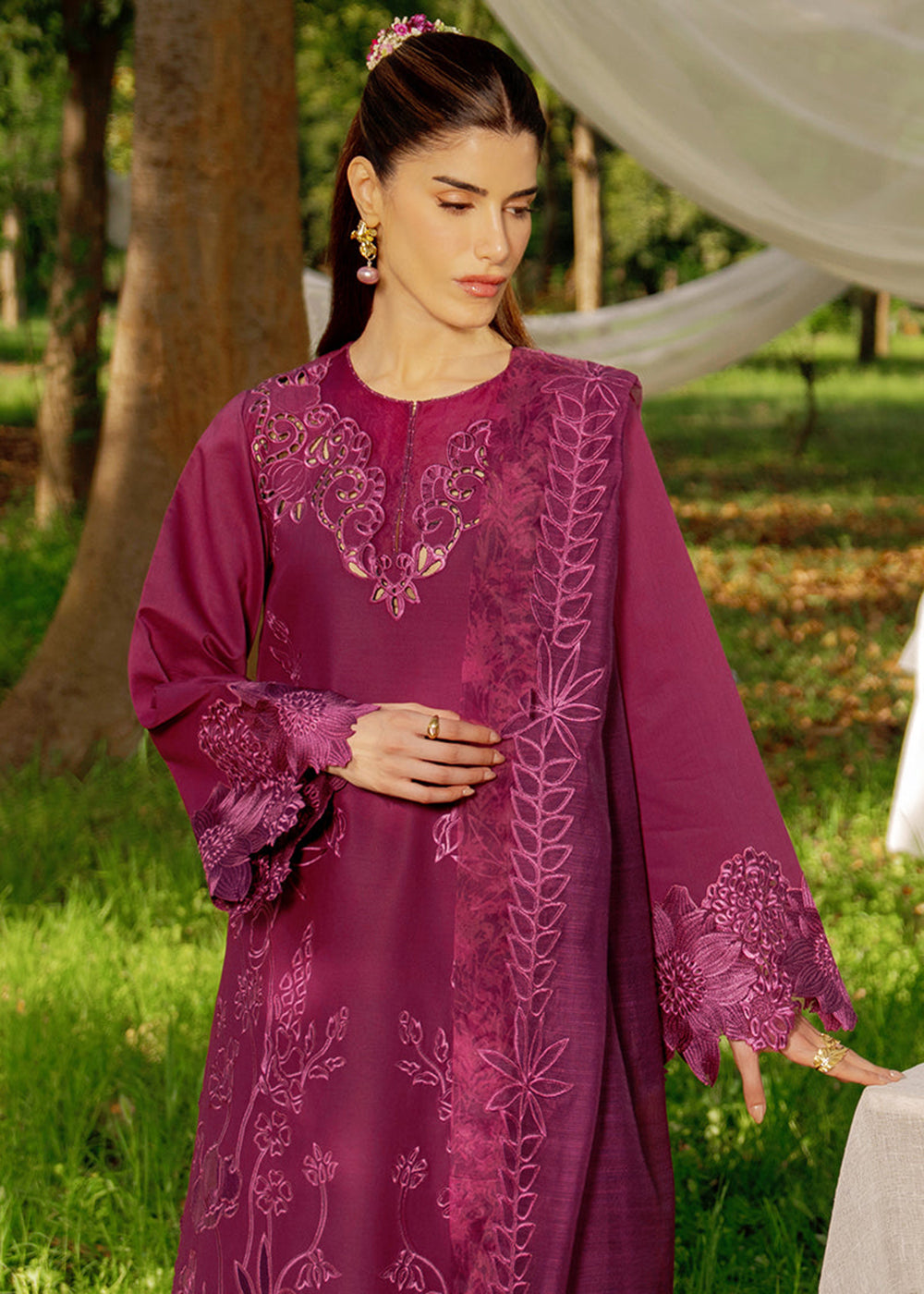 Buy Now Luxury Eid Collection '26 by Rang Rasiya | Zaha Online in US, UK, Canada, France, Greece, Germany, Ireland, Sweden, Denmark, UAE & Worldwide at Empress.