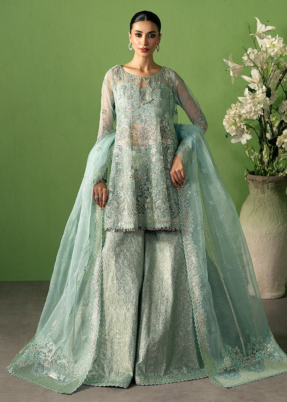 Buy Now Pehli Nazar Festive Formals '25 by Ayzel | Zarbaaf Online in USA, UK, Canada, France, Italy, Germany, Sweden, Greece, Spain, UAE & Worldwide at Empress.