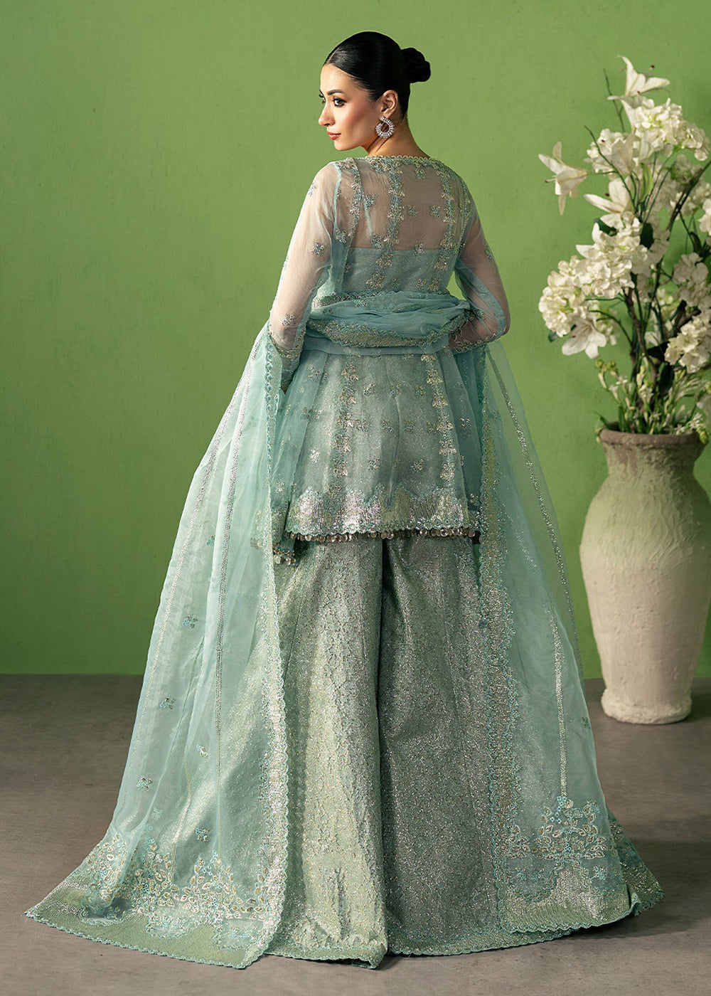 Buy Now Pehli Nazar Festive Formals '25 by Ayzel | Zarbaaf Online in USA, UK, Canada, France, Italy, Germany, Sweden, Greece, Spain, UAE & Worldwide at Empress.