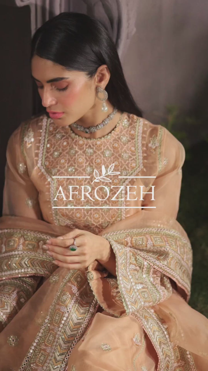 Buy Now Peach Pakistani Palazzo Suit - Afrozeh La Fuchsia Formals '23 - Sunset Blush Mist Online in USA, UK, Canada & Worldwide at Empress Clothing.