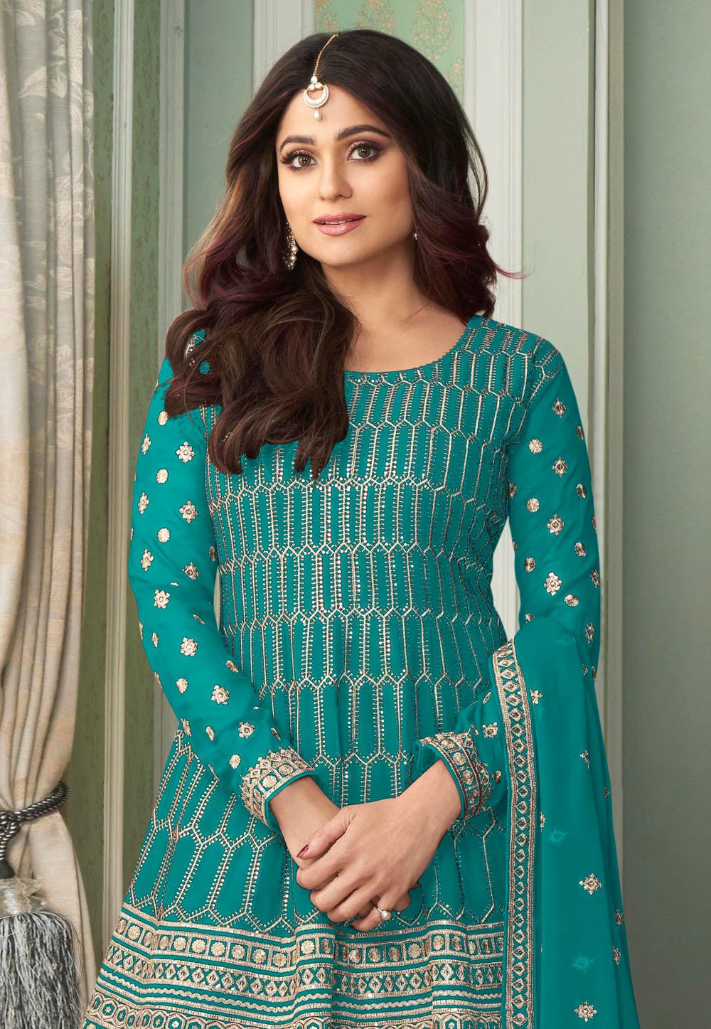 Shamita Shetty Blue Peplon Style Embroidered Palazzo Suit