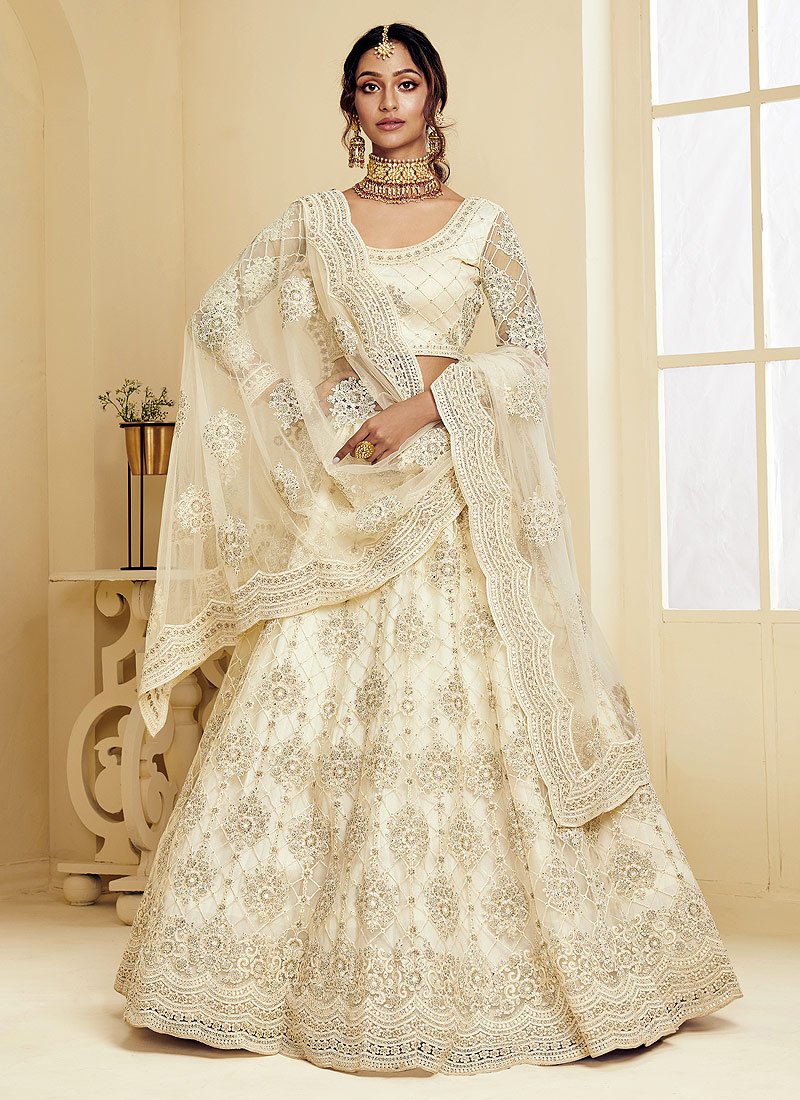 Glamorous White Maslin Cotton Navratri Chaniya Choli