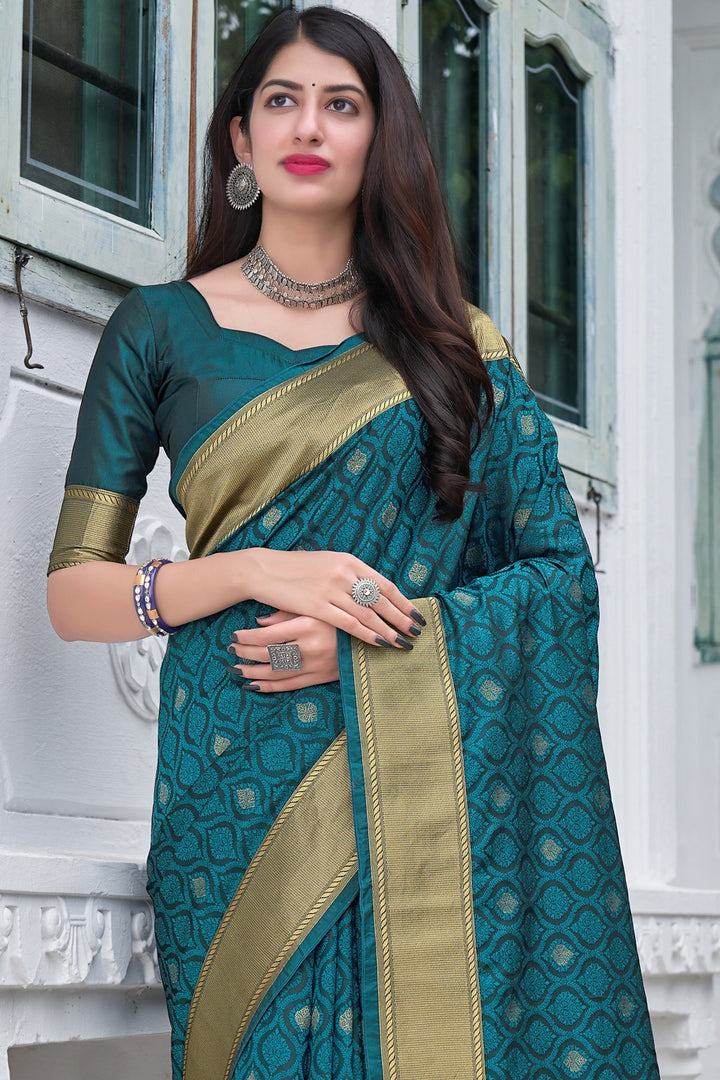 Buy Morpeach Weaving Silk Saree - Printed Traditional Saree