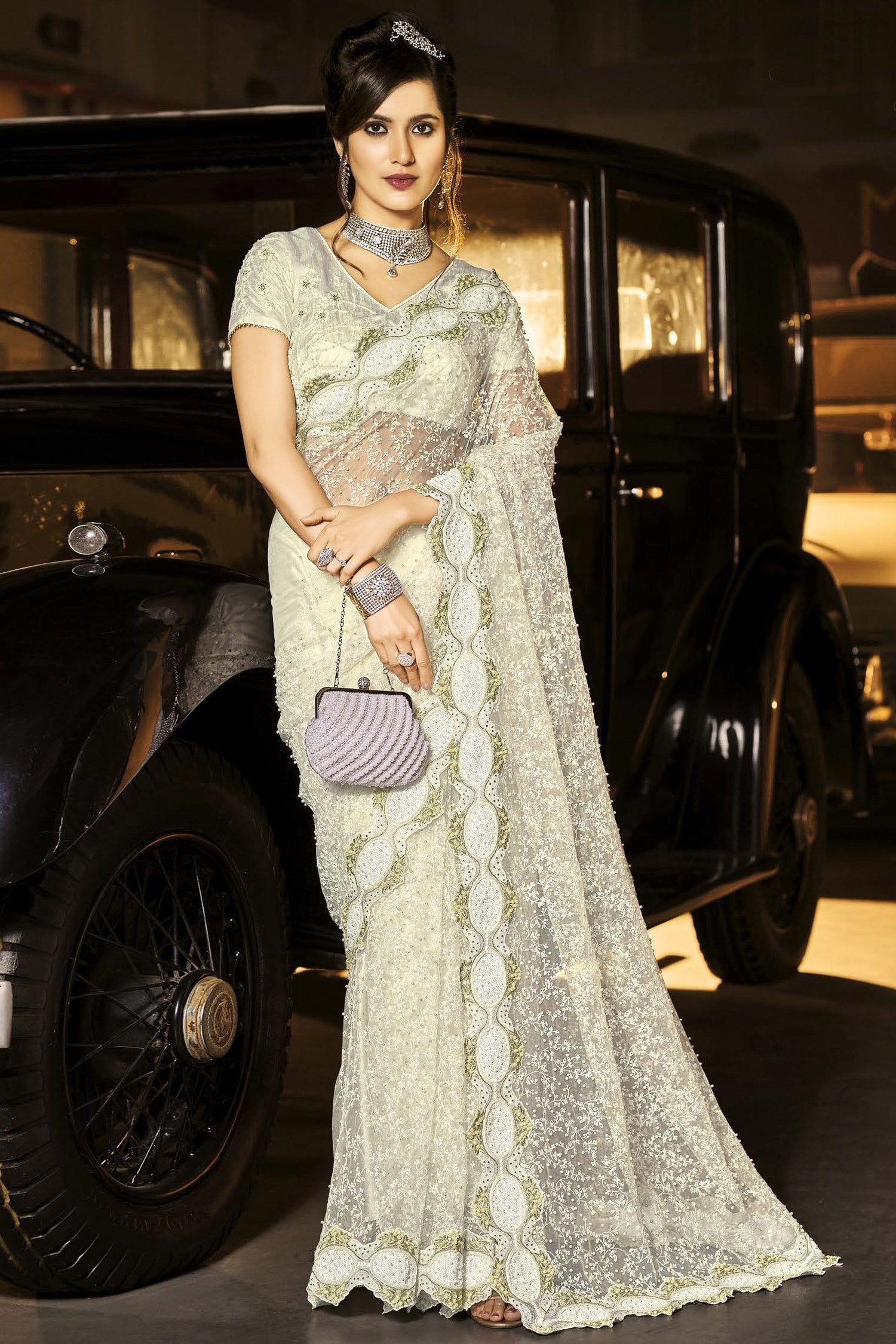 Silk White Saree, Casual Wear at Rs 1800 in Mumbai | ID: 2851731897030