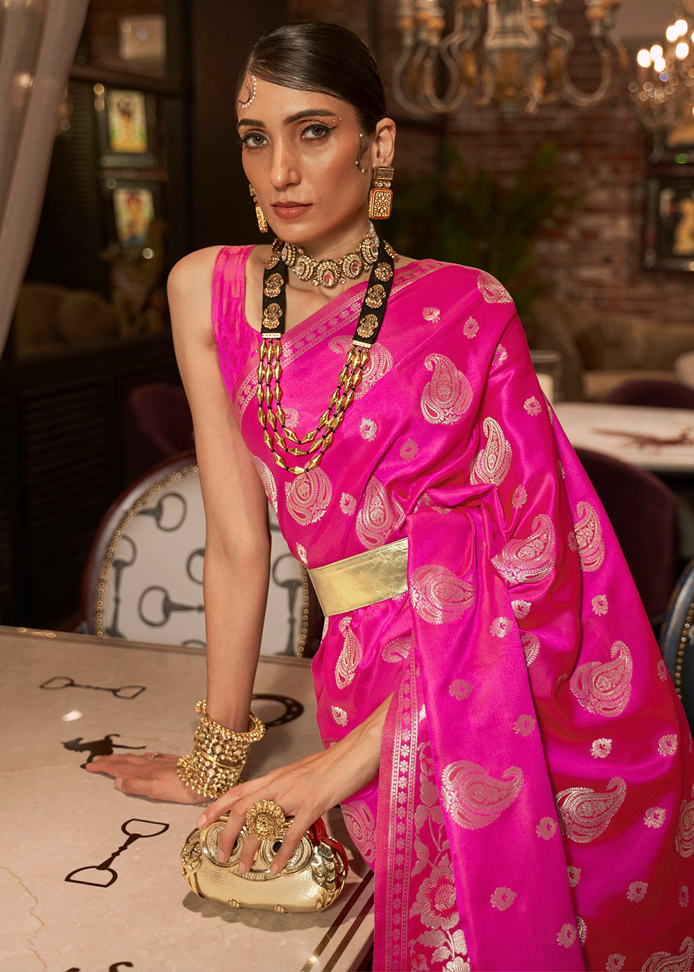 Buy Now Winter Sky Pink Fascinating Zari Weaving Banarasi Silk Saree Online in USA, UK, Canada & Worldwide at Empress Clothing.