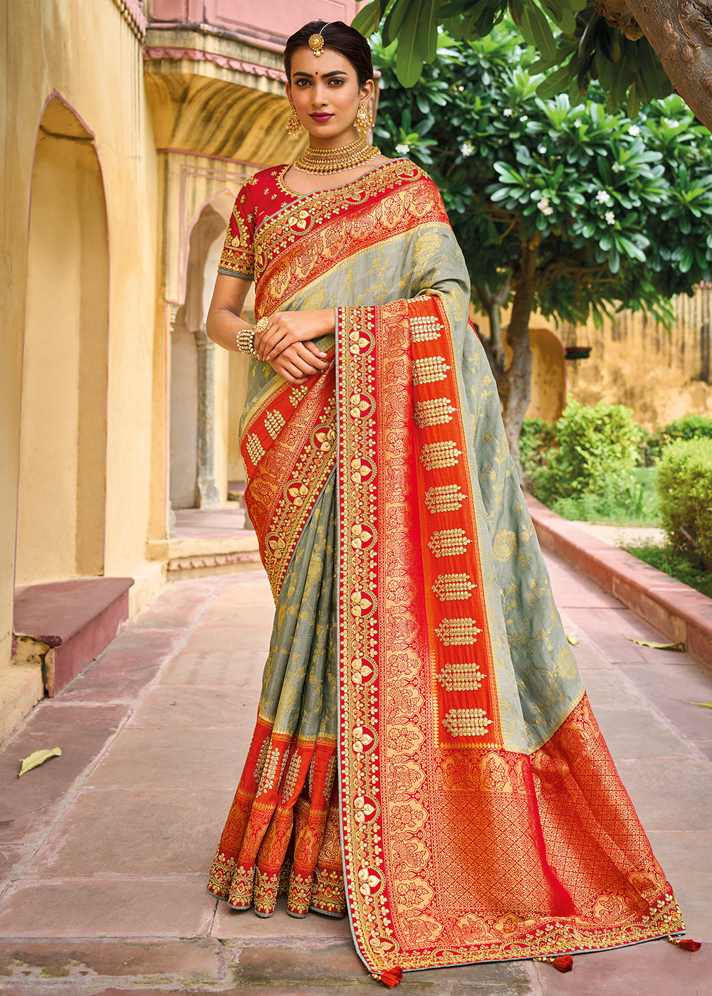 Designer sarees for outlet wedding reception online